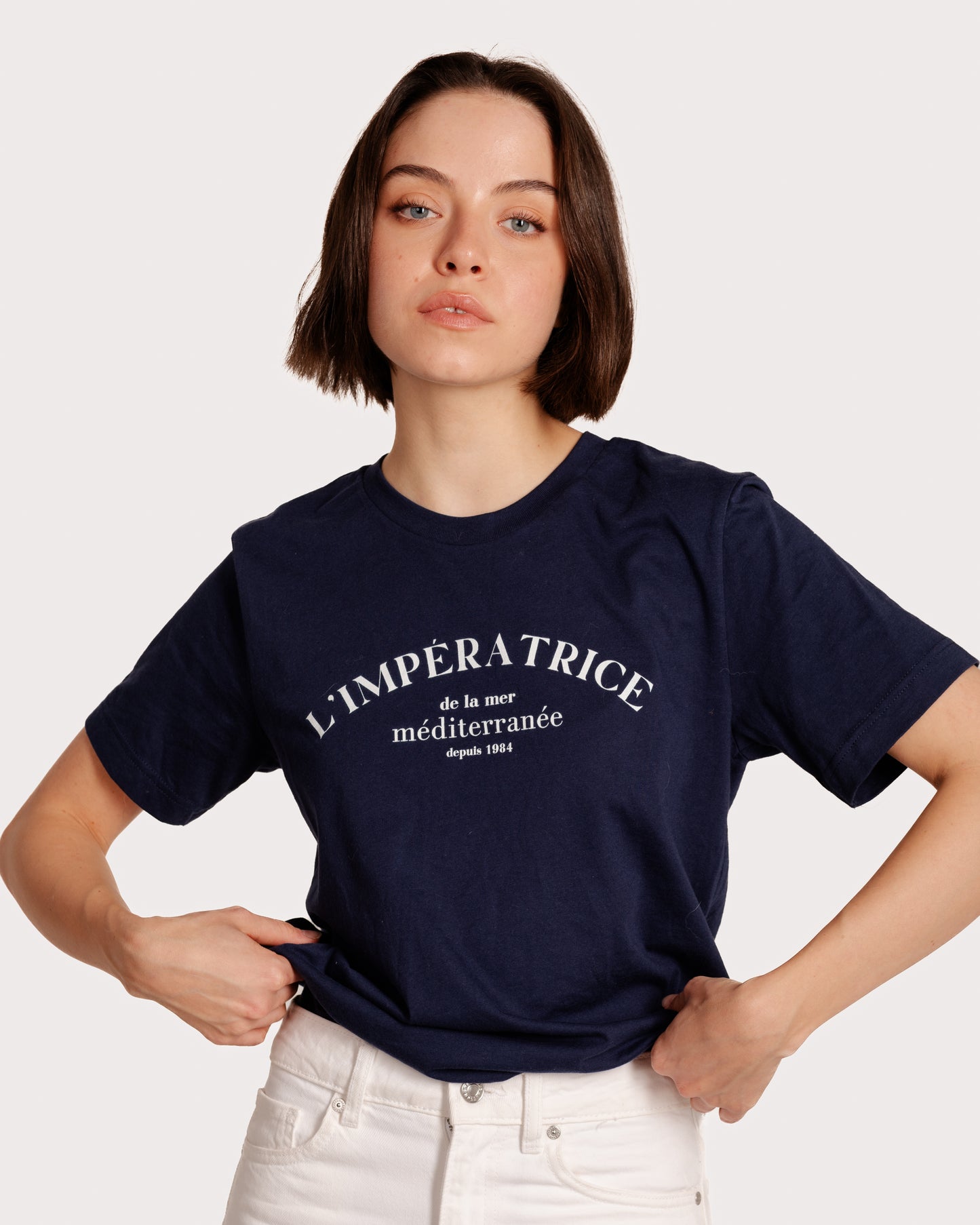 L’impératrice de la Mer Méditerranée T-Shirt