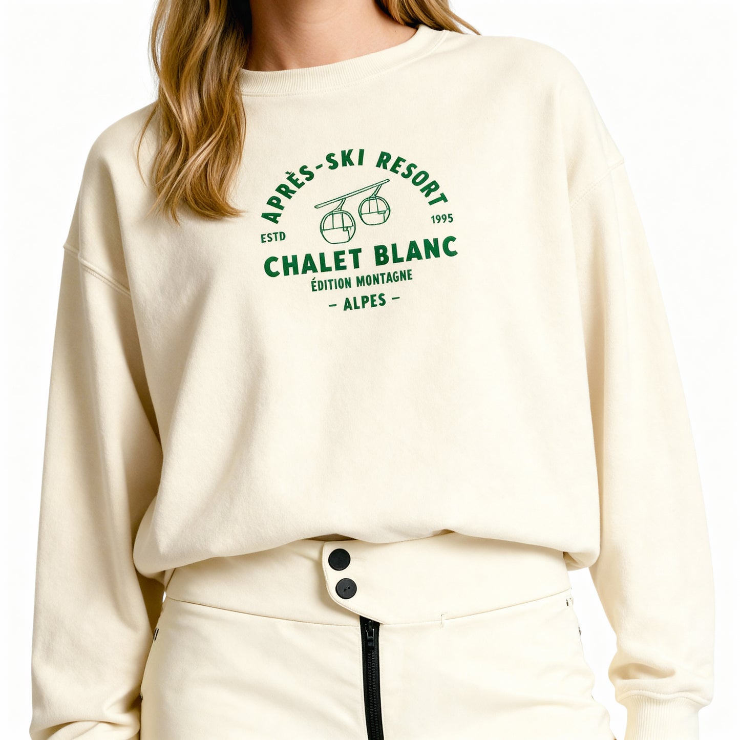 Chic aprés-ski aesthetic sweater for winter season