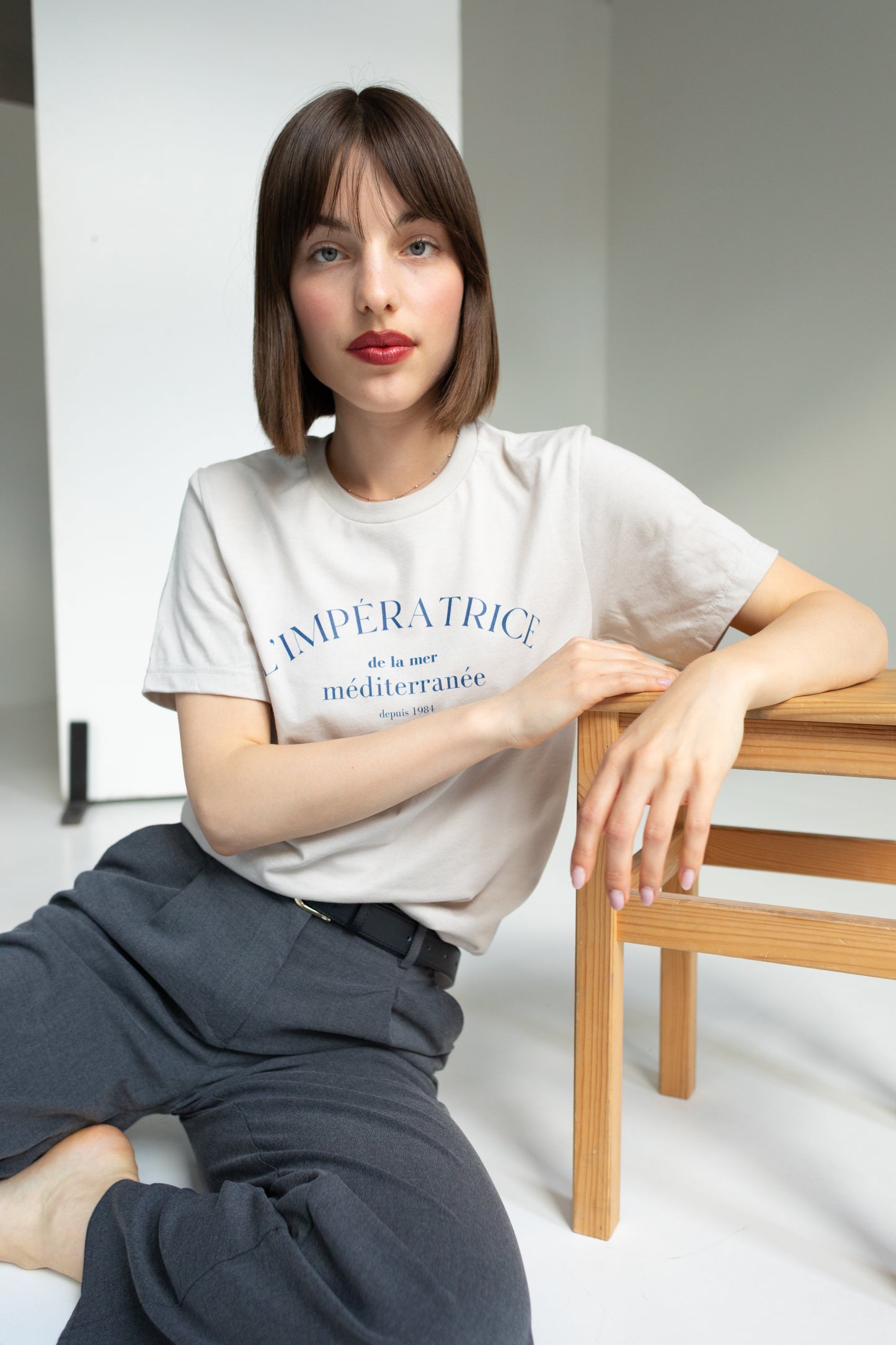 L’impératrice de la Mer Méditerranée T-Shirt – French-Inspired Unisex Tee