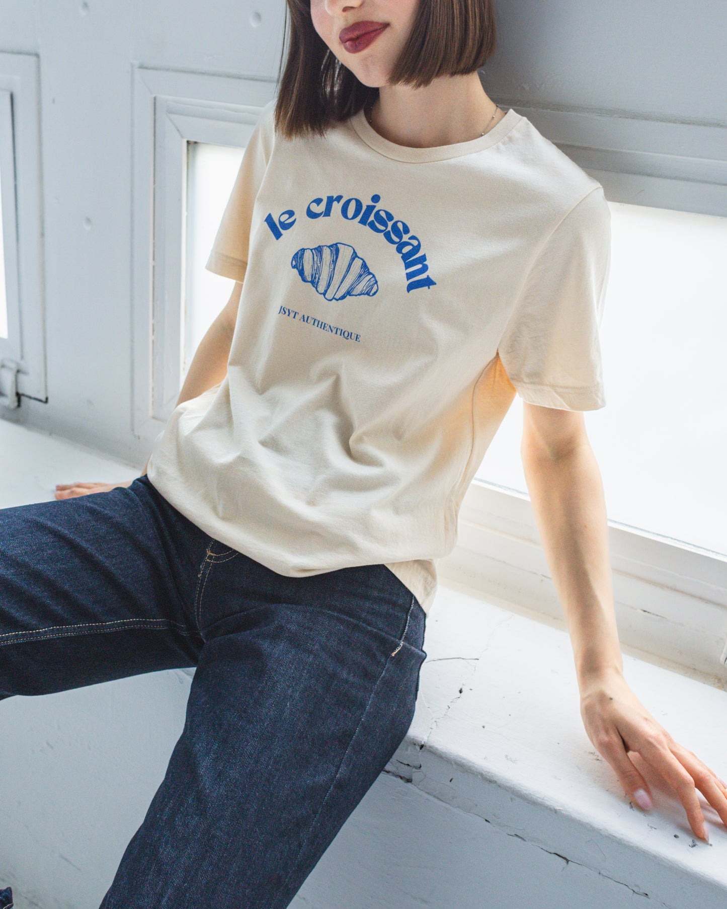 le croissant tee original, beige t-shirt with french croissant word, graphic